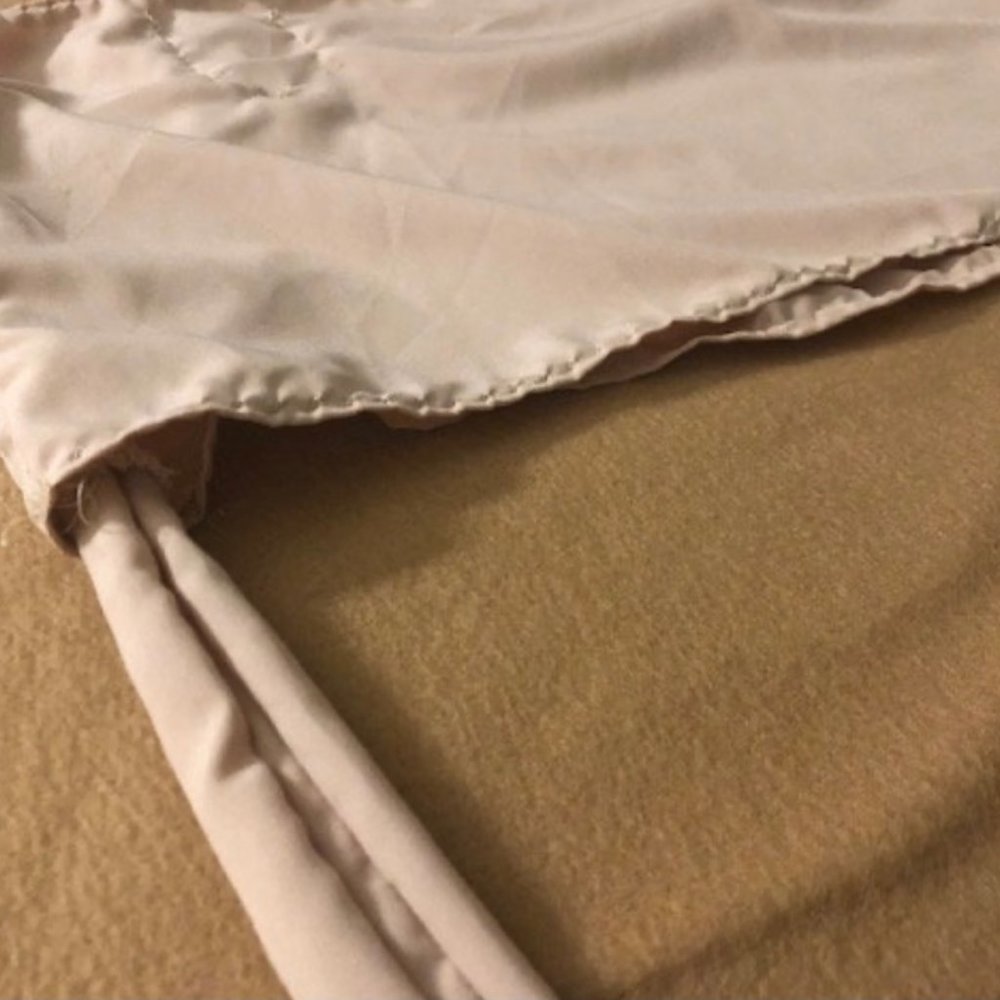 Neutral Ruched Top - Picture 4 of 4